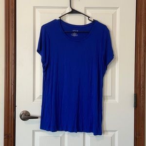 Short sleeve basic tee